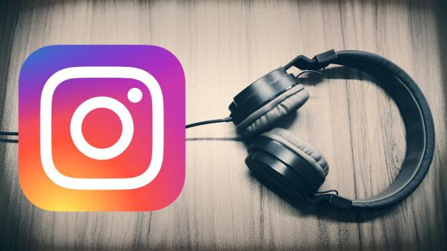 Icono de Instagram con unos auriculares de diadema