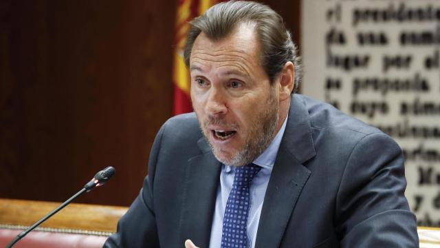 El ministro de Transportes, Óscar Puente, durante una comparecencia en el Senado.