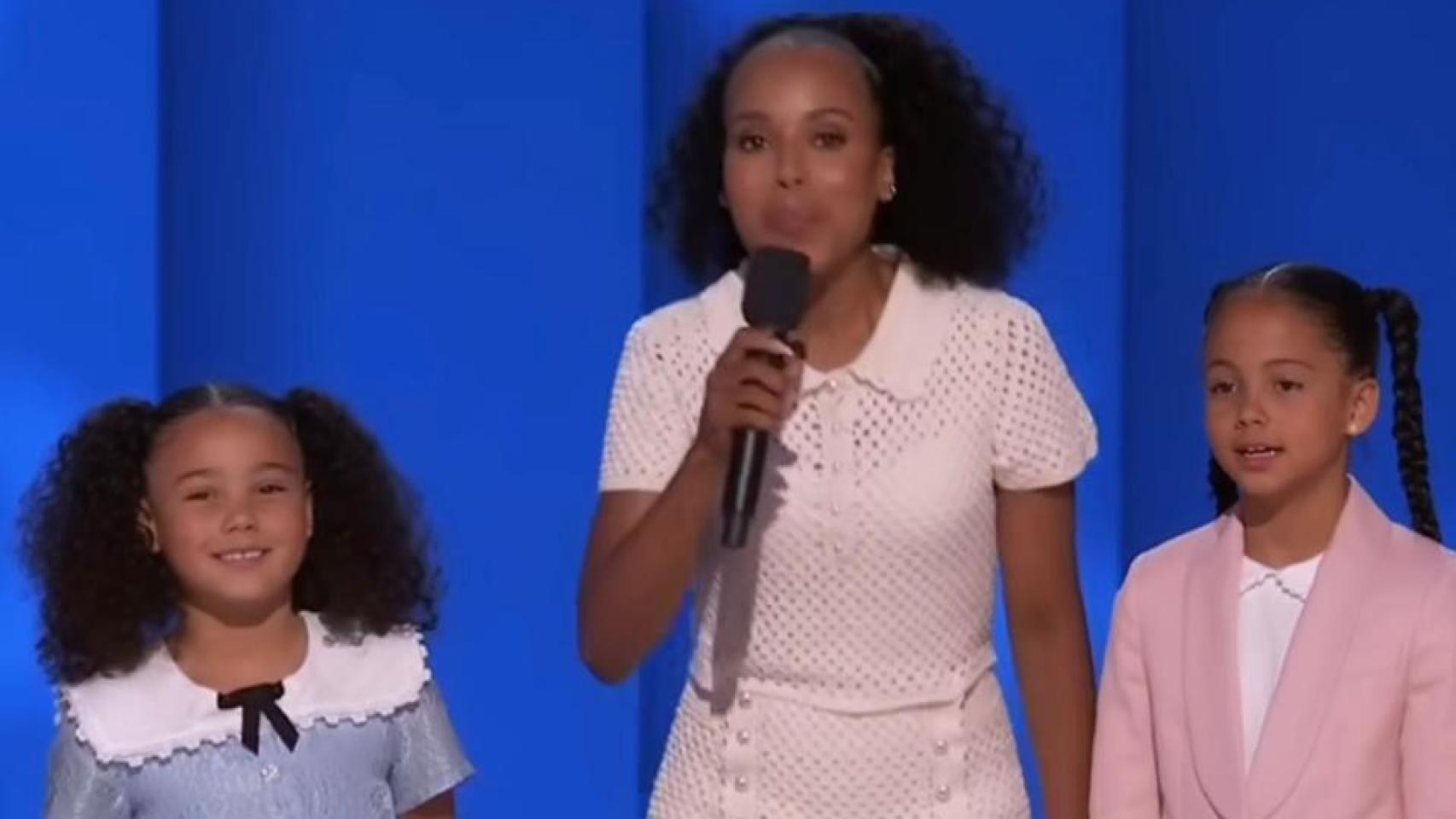 Kerry Washington junto con las sobrinas nietas de Kamala, Amara y Leela.