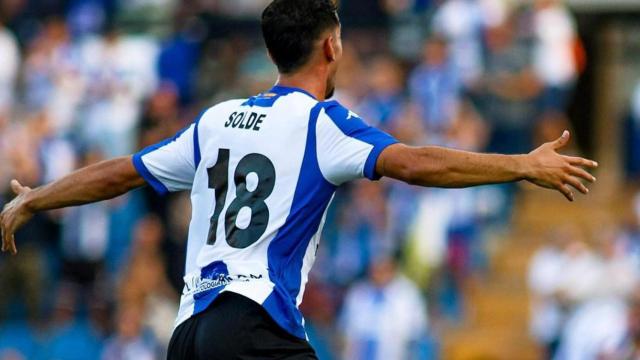 Soldevila tras marcar uno de los goles que dieron la victoria al equipo ante el Ceuta.