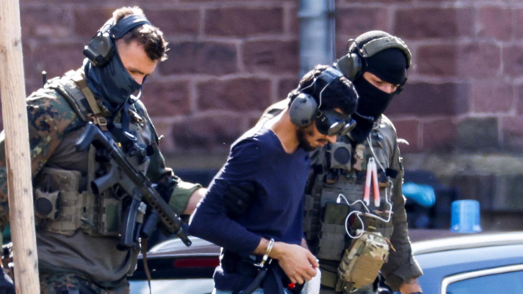 Perpetrator of deadly attack in Solingen enters German prison after surrender