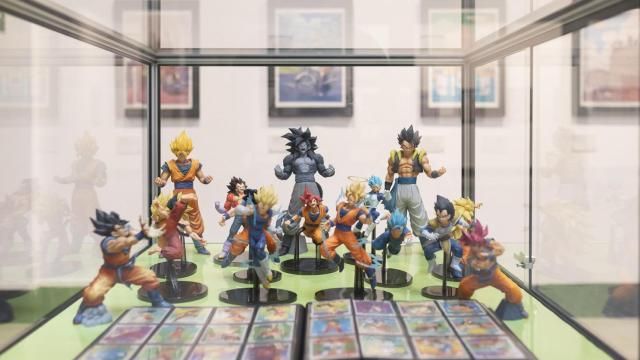 Varias figuras de Dragon Ball expuestas en Toriyama en Galicia