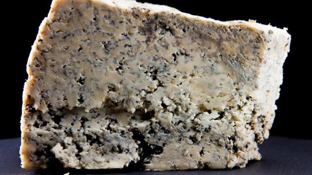 Nuevo Record Guinness en el mundo del queso: el mejor Cabrales asciende hasta los 36.000 euros