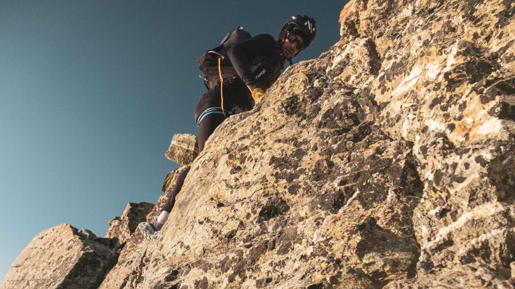 Kilian Jornet en Valais durante su reto Alpes Connections.