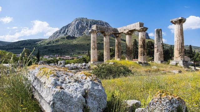 Templo de Apollo en Corinto.