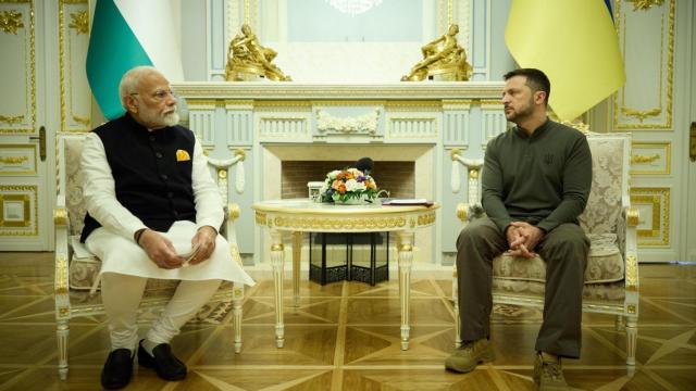 Narendra Modi junto a Volodímir Zelenski, durante su visita a Kiev.