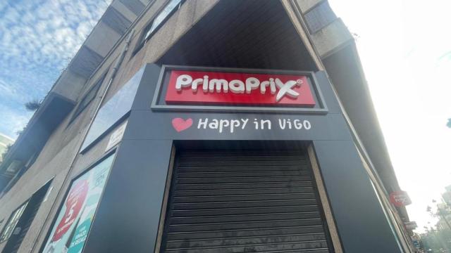 Fachada del nuevo supermercado de PrimaPrix en Vigo.