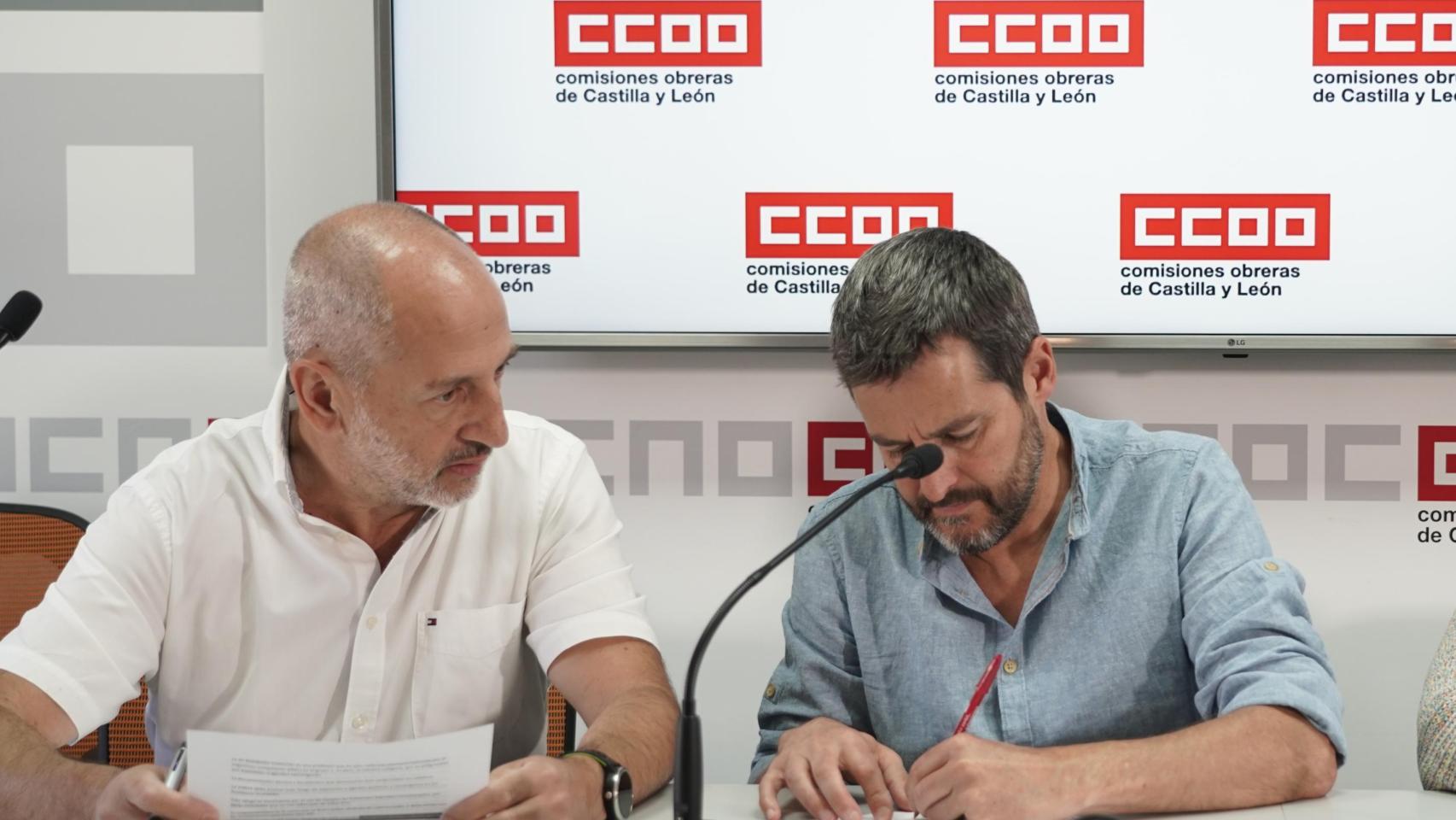 José Ramón Jiménez, técnico de CCOO CyL, Juan Carlos Hernández, el coordinador del sector autonómico de CCOO CyL