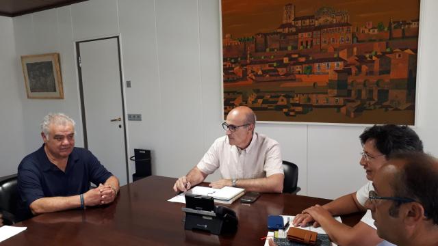 Reunión del delegado territorial, Fernando Prada, con representantes de Aqua Nostra