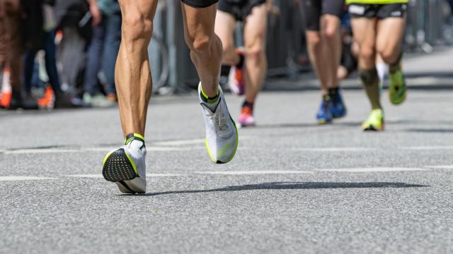 Atletas en una carrera