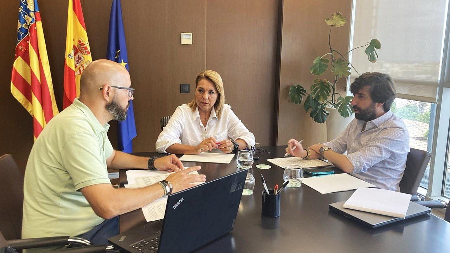 Susana Camarero  aborda con el director del IVAJ las políticas de Juventud del Consell.