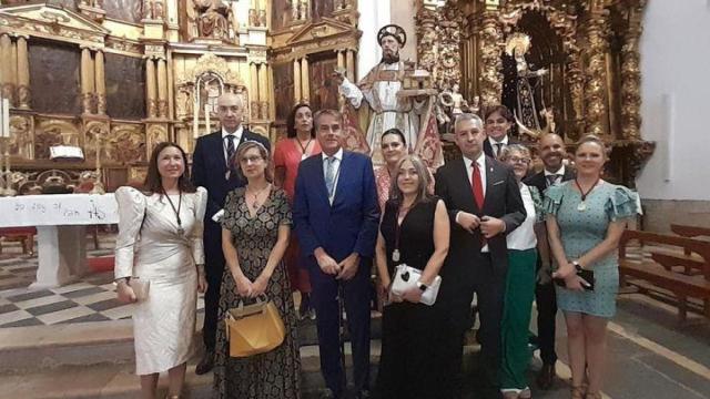 El alcalde de Toro, Rafael González junto con representantes del Ayuntamiento en la misa en honor a San Agustín