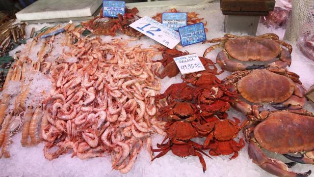 Mariscos en el mercado. EP.