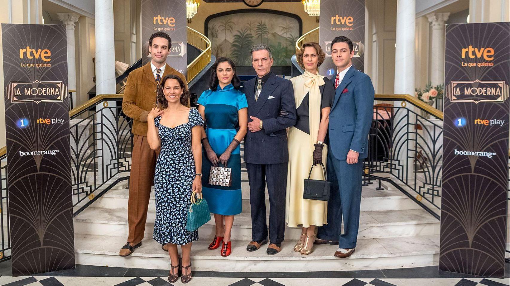 Las nuevas incorporaciones de la serie de TVE 'La Moderna'.