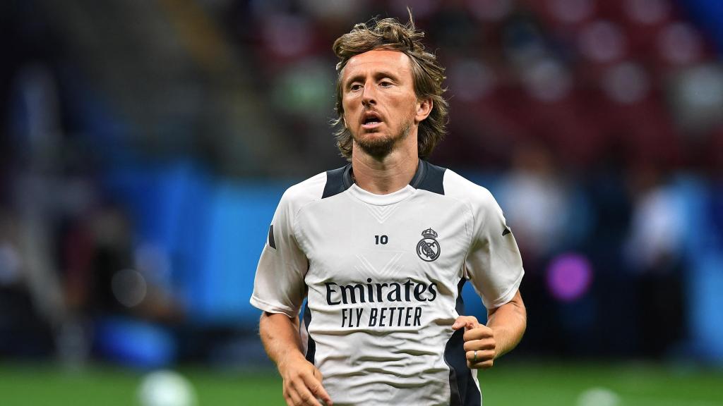 Modric, durante un calentamiento.