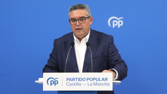 El 'popular', Santiago Lucas-Torres, vicepresidente segundo de las Cortes de Castilla-La Mancha.