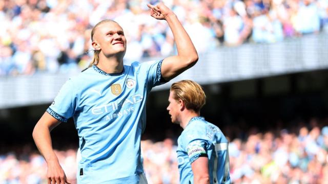 Haaland celebra uno de sus tres goles anotados ante el Ipswich.