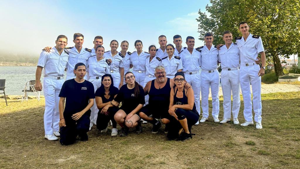 La princesa Leonor con sus compañeros y compañeros y equipo de Taperia D'Elvi