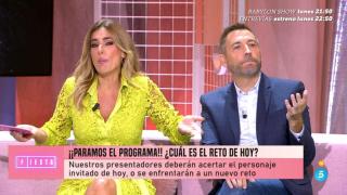 'Fiesta' interrumpe en directo el programa para darles la sorpresa del final de verano a sus presentadores