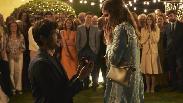 Andrés Velencoso y Natalia Sánchez protagonizan 'Regreso a las sabinas', de Disney+.