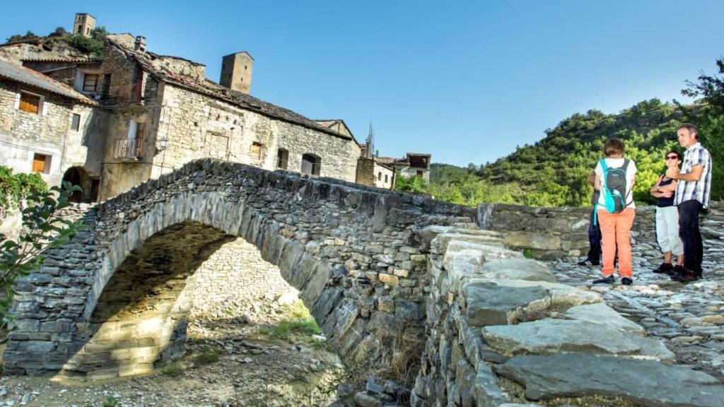 Puente representativo de Montañana.