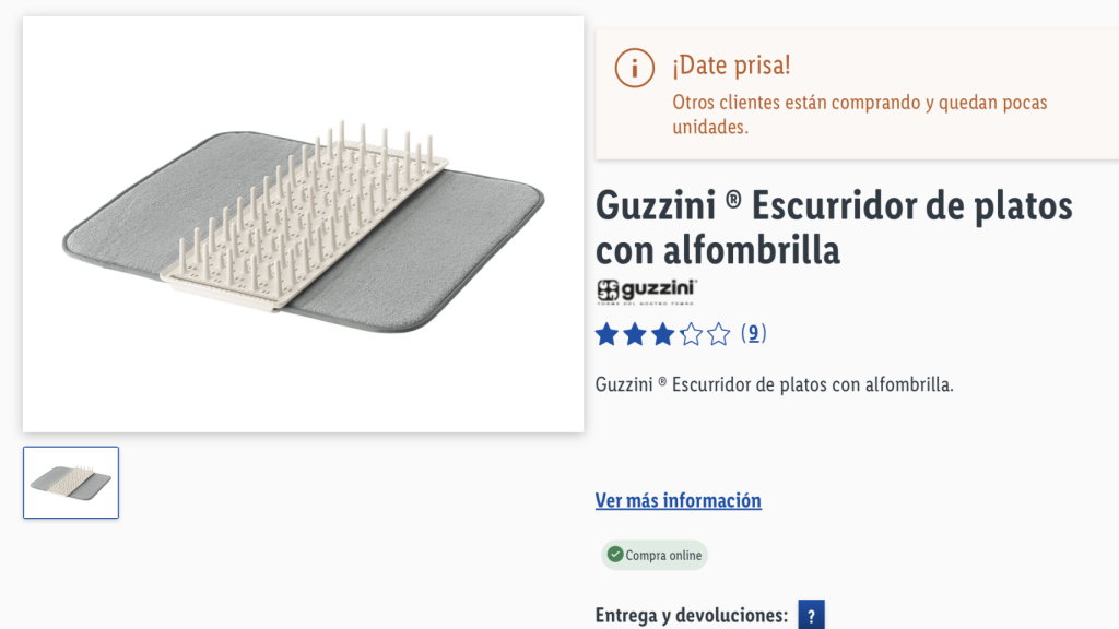 Escurridor de platos con alfombrilla.