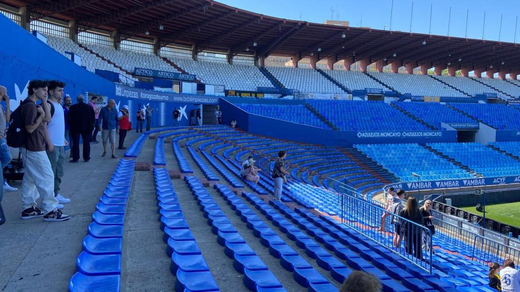 Fotografía de la jornada de puertas abiertas en La Romareda en junio.