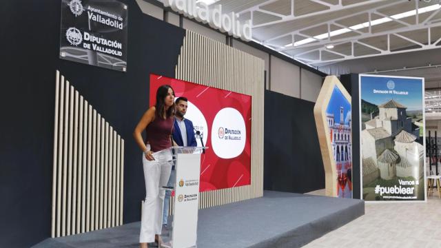 Presentación del stand conjunto del Ayuntamiento y la Diputación de Valladolid en la Feria