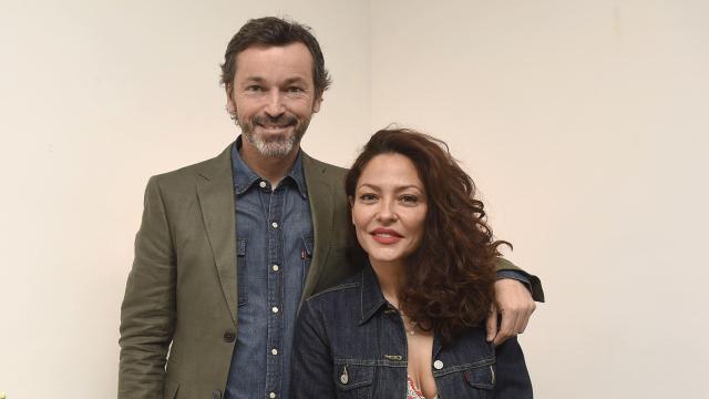 Luis Canut junto a su mujer, Patricia Pérez, en una fotografía tomada en abril de 2017, en Madrid.