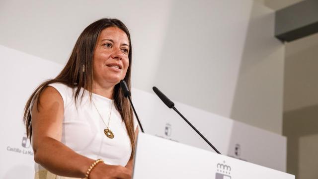 La consejera de Bienestar Social de Castilla-La Mancha, Bárbara García Torijano, este martes en rueda de prensa.