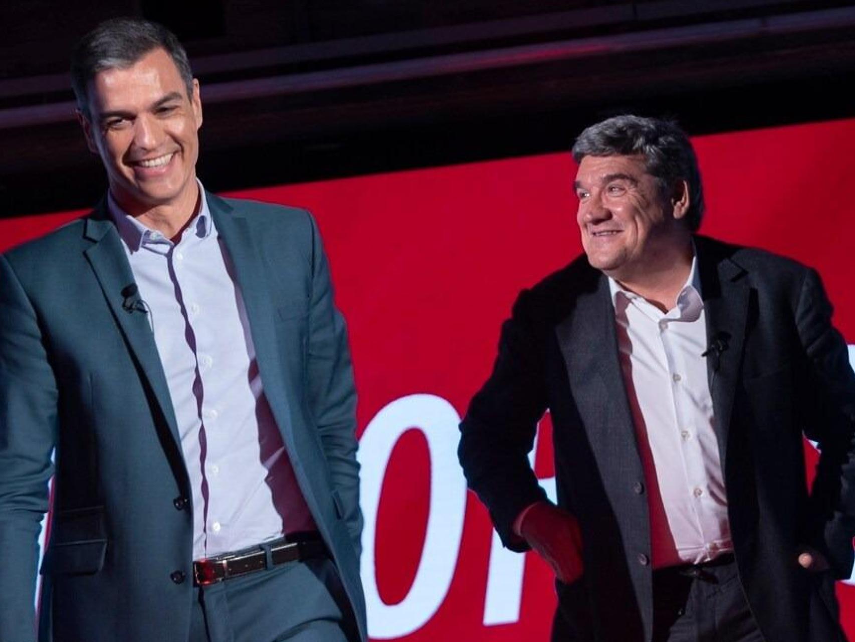 El presidente del Gobierno, Pedro Sánchez, y el ministro de Transformación Digital y de la Función Pública, José Luis Escrivá.