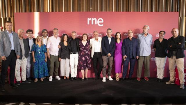 Foto de familia en la presentación de la nueva temporada de RNE.