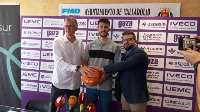 El Real Valladolid Baloncesto renueva su convenio con Vallsur y presenta a Dani Manchón, este miércoles