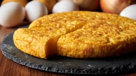 Una tortilla de patatas.