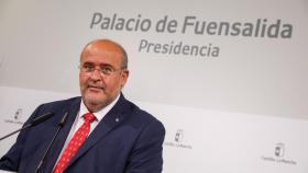 El vicepresidente de Castilla-La Mancha, José Luis Martínez Guijarro, este miércoles en rueda de prensa.