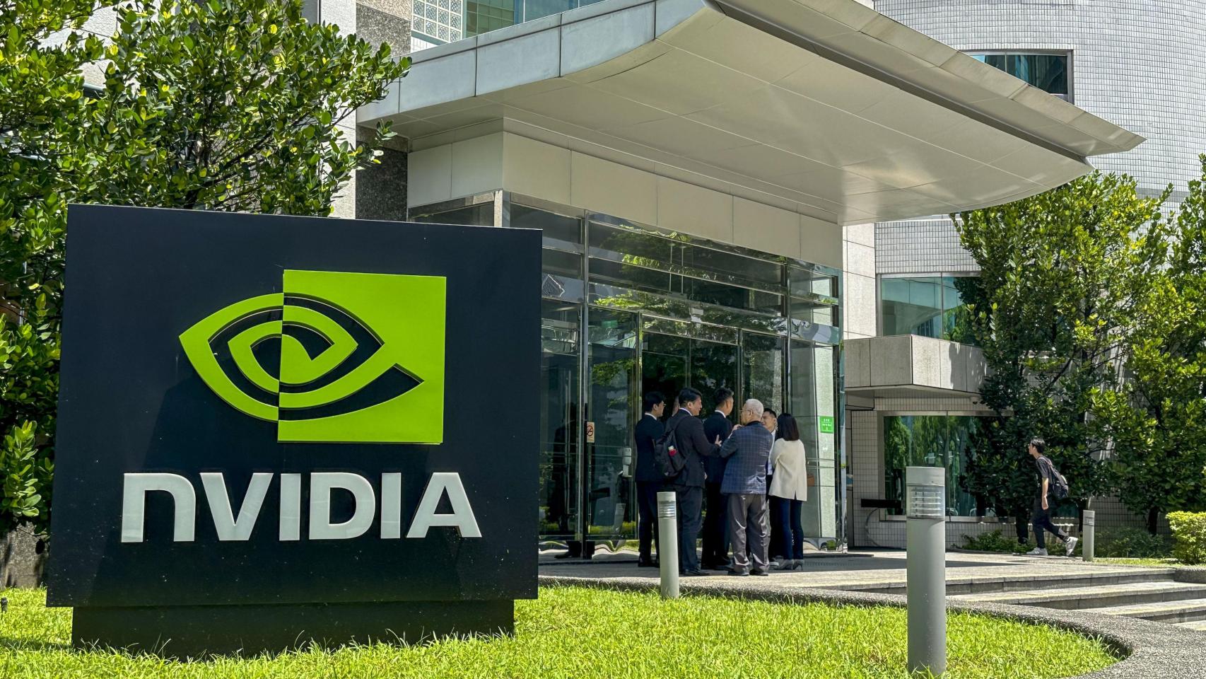 Fotografía de archivo del 28 de junio de 2024 de un edificio de la compañía estadounidense Nvidia, en Taipéi (Taiwán).