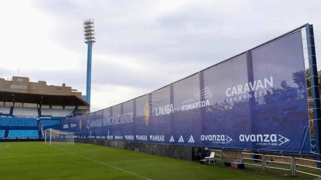 Así luce la nueva lona que cubre el Gol Sur