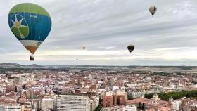 Los globos sobrevolando el cielo de Valladolid