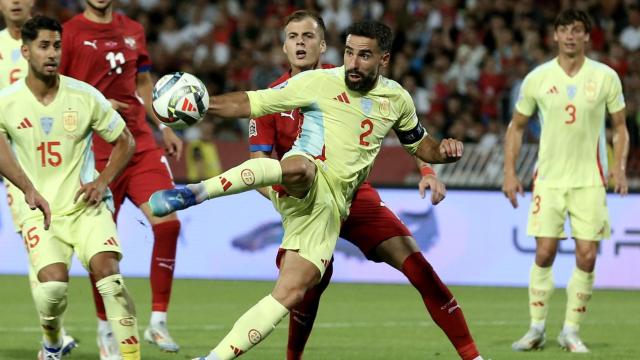 Carvajal, durante el partido entre España y Serbia.