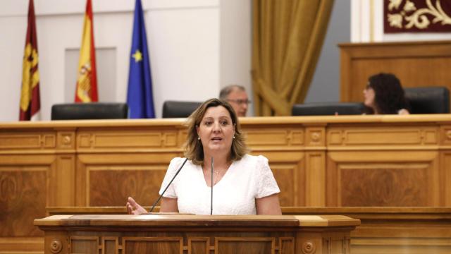 La consejera Patricia Franco en el pleno de las Cortes de Castilla-La Mancha. Foto: Cortes CLM.