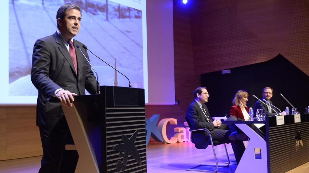 Víctor Allende, director de Banca Privada y Premier de CaixaBank, en una conferencia de 2018 en Zaragoza.