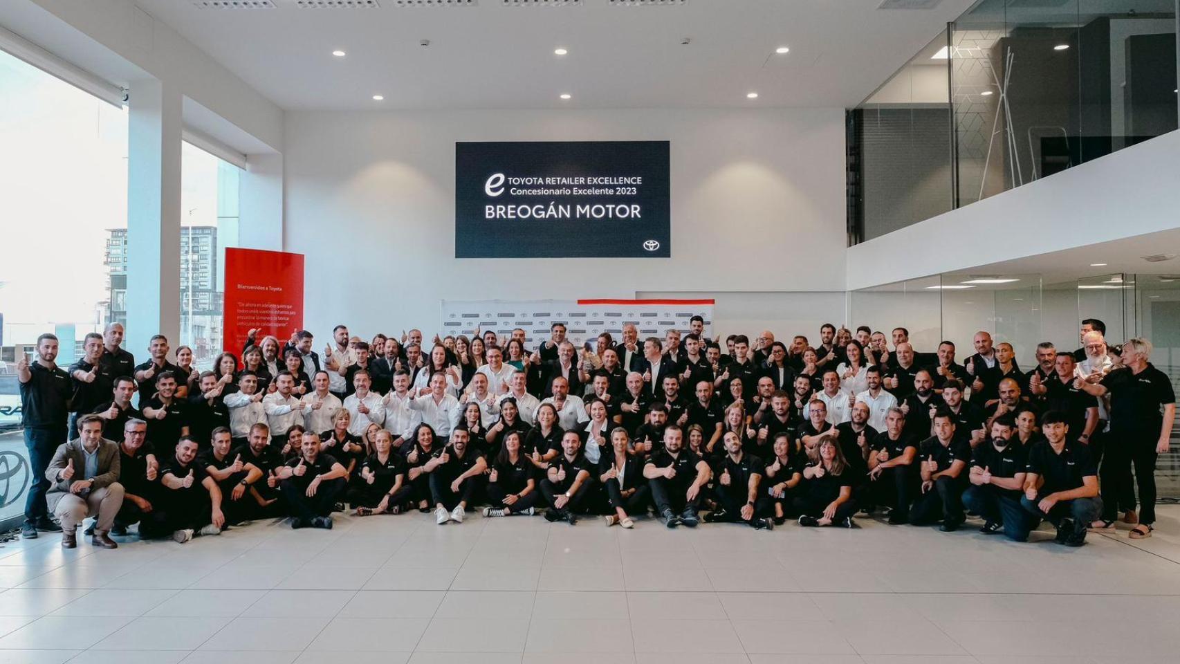 Toyota Breogán Motor recibe en A Coruña su segundo premio Retailer Excellence 2023.