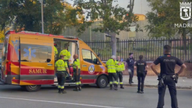 La Policía y el Samur en San Blas.