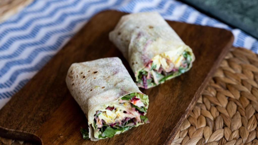 Wrap de hummus y verduras, una receta con infinitas combinaciones