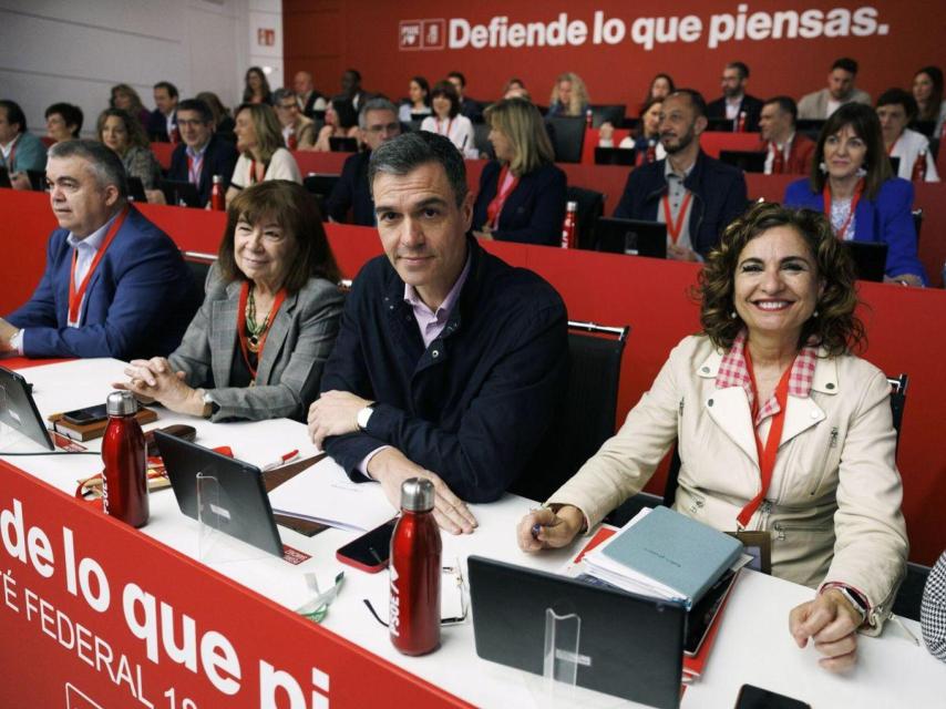 Santos Cerdán, Cristina Narbona, Pedro Sánchez y María Jesús Montero en una imagen de archivo.