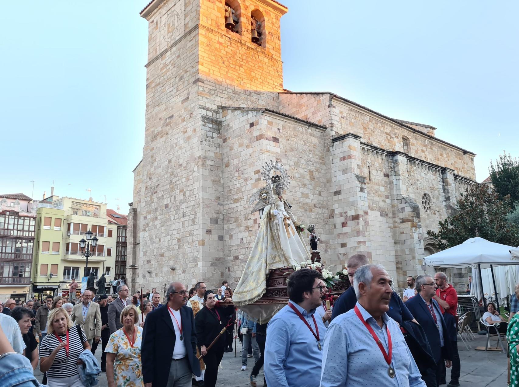 Procesión de la Virgen de la Concha