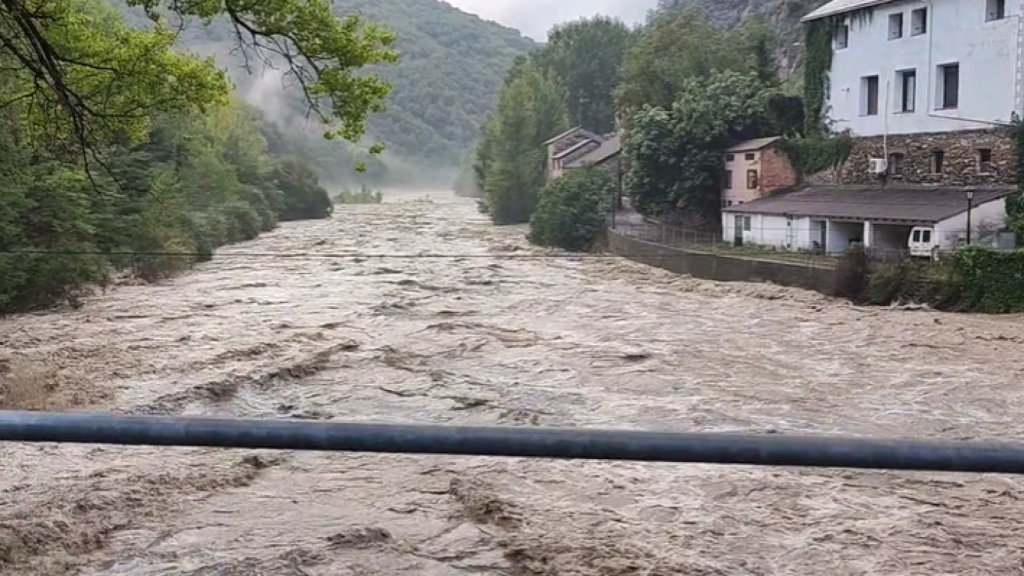 Varias viviendas del Pirineo aragonés tuvieron que ser evacuadas por las fuertes lluvias