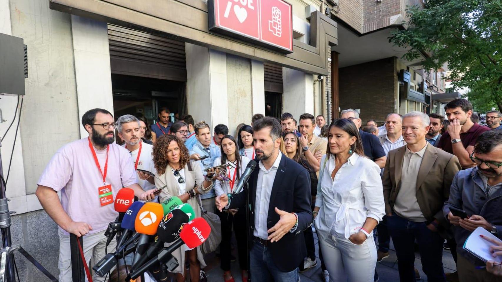 Luis Tudanca a su llegada al Comité Federal del PSOE