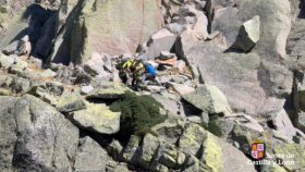 Rescate del escalador herido en el risco de Las Hoyuelas en Gredos