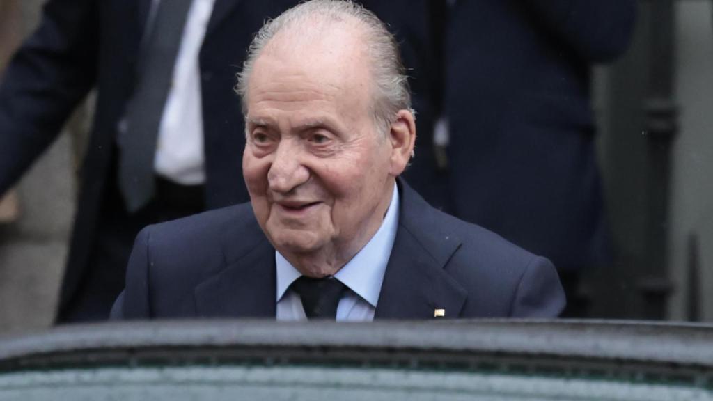 Juan Carlos I, en el último adiós a su sobrino Fernando el pasado mes de abril.